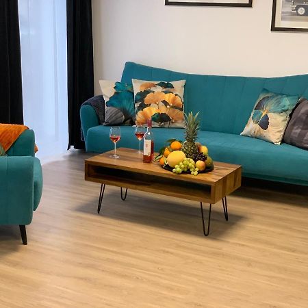 Eifel24, Neues Und Barrierefreies Appartement Mit Terrasse Schwirzheim Bagian luar foto